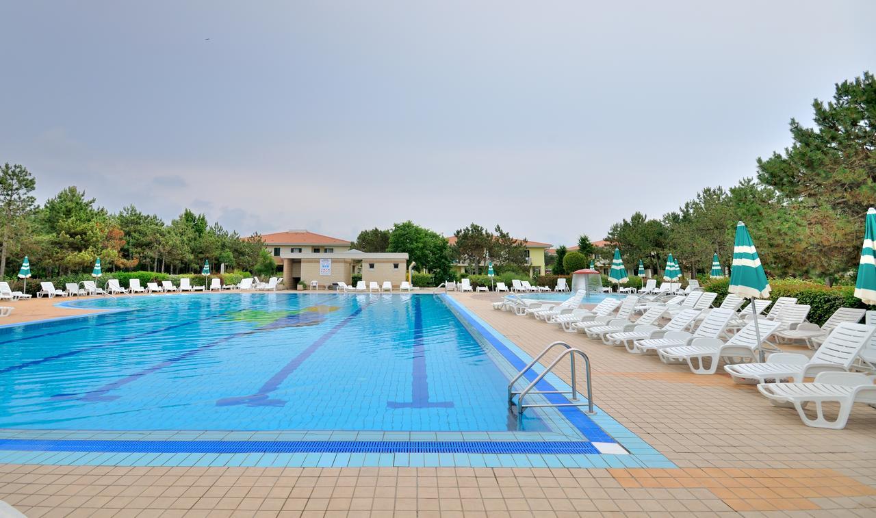 Villaggio Lido Del Sole Bibione Bagian luar foto