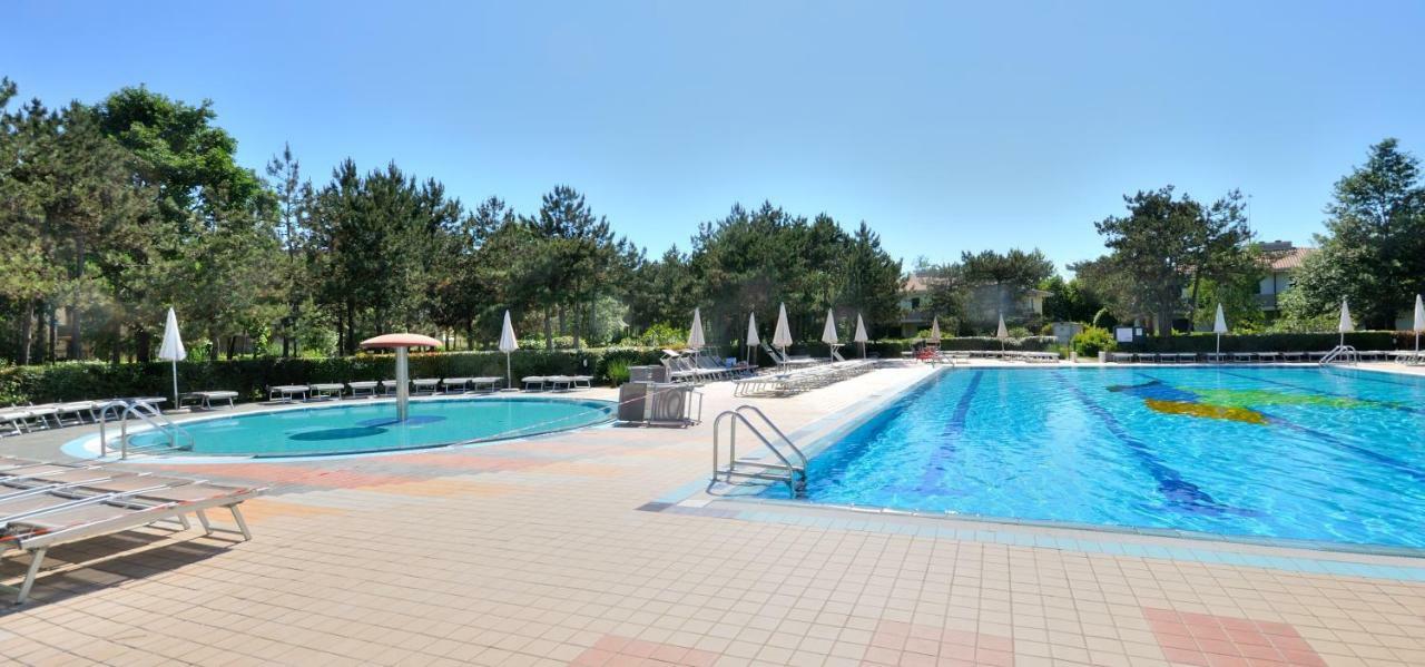 Villaggio Lido Del Sole Bibione Bagian luar foto
